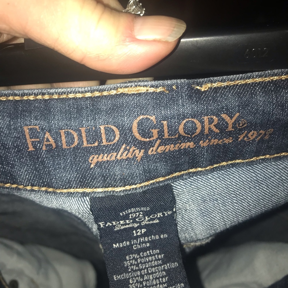 Jeans - Picture 4 of 4